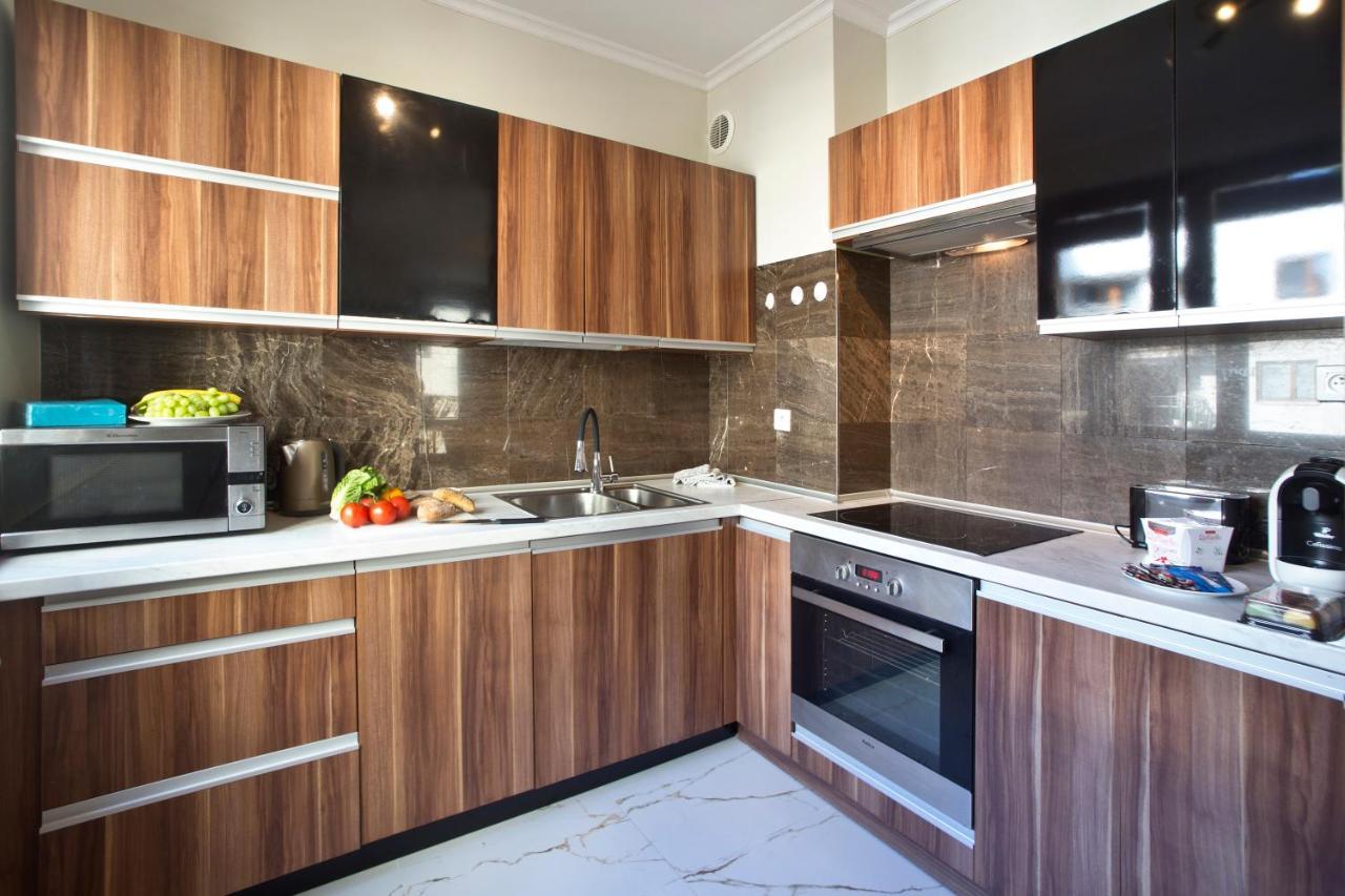2 Bedrooms Bukowinska P&O Serviced Apartments Varşovia Exterior foto